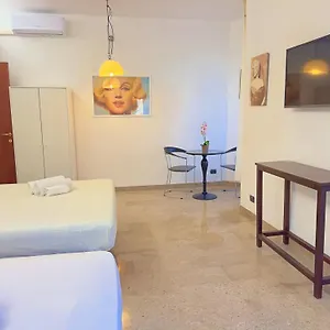 Appartme Doria 17 Milão